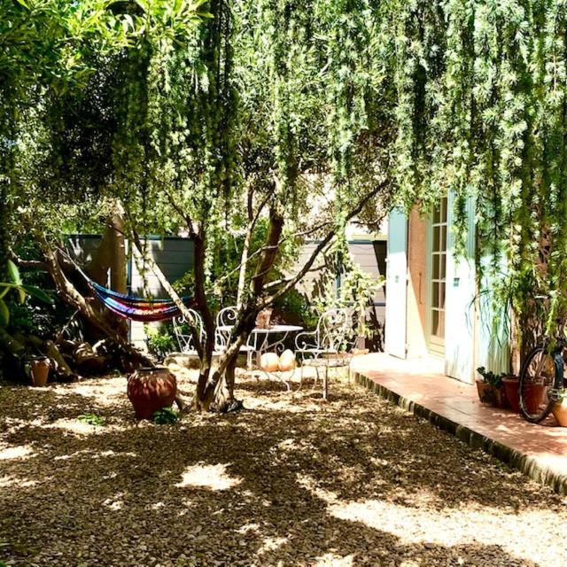 Chambres d'Hôtes dans une maison d'artiste Lunel (Herault) Exterior foto